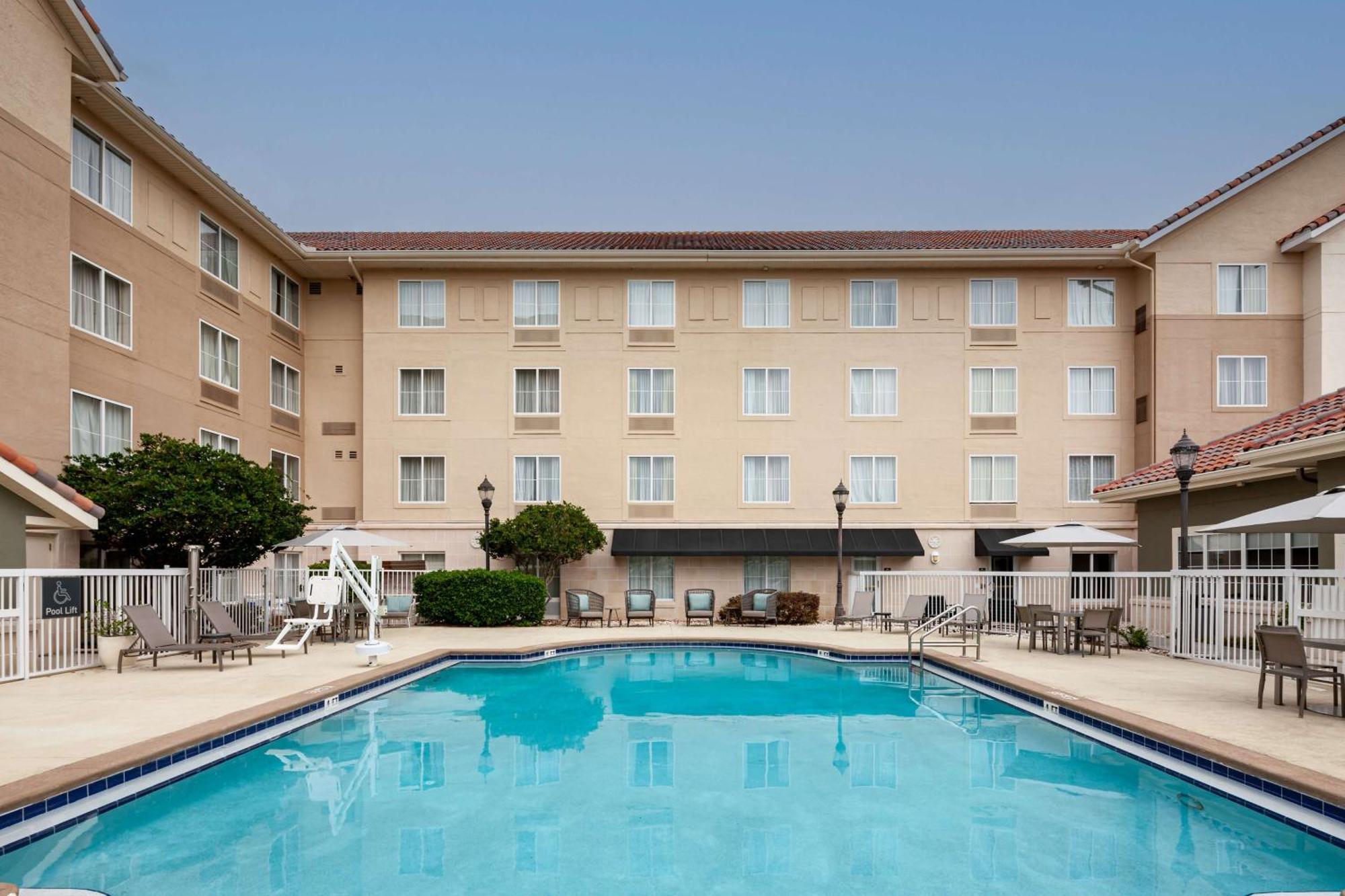 Homewood Suites By Hilton Jacksonville-South/St. Johns Ctr. Exterior photo